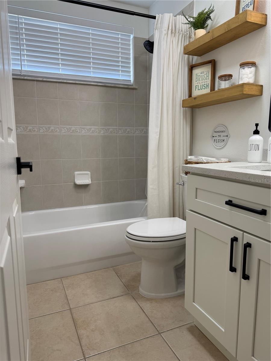 12124 COLONIAL ESTATES LN, RIVERVIEW, FL, 33579