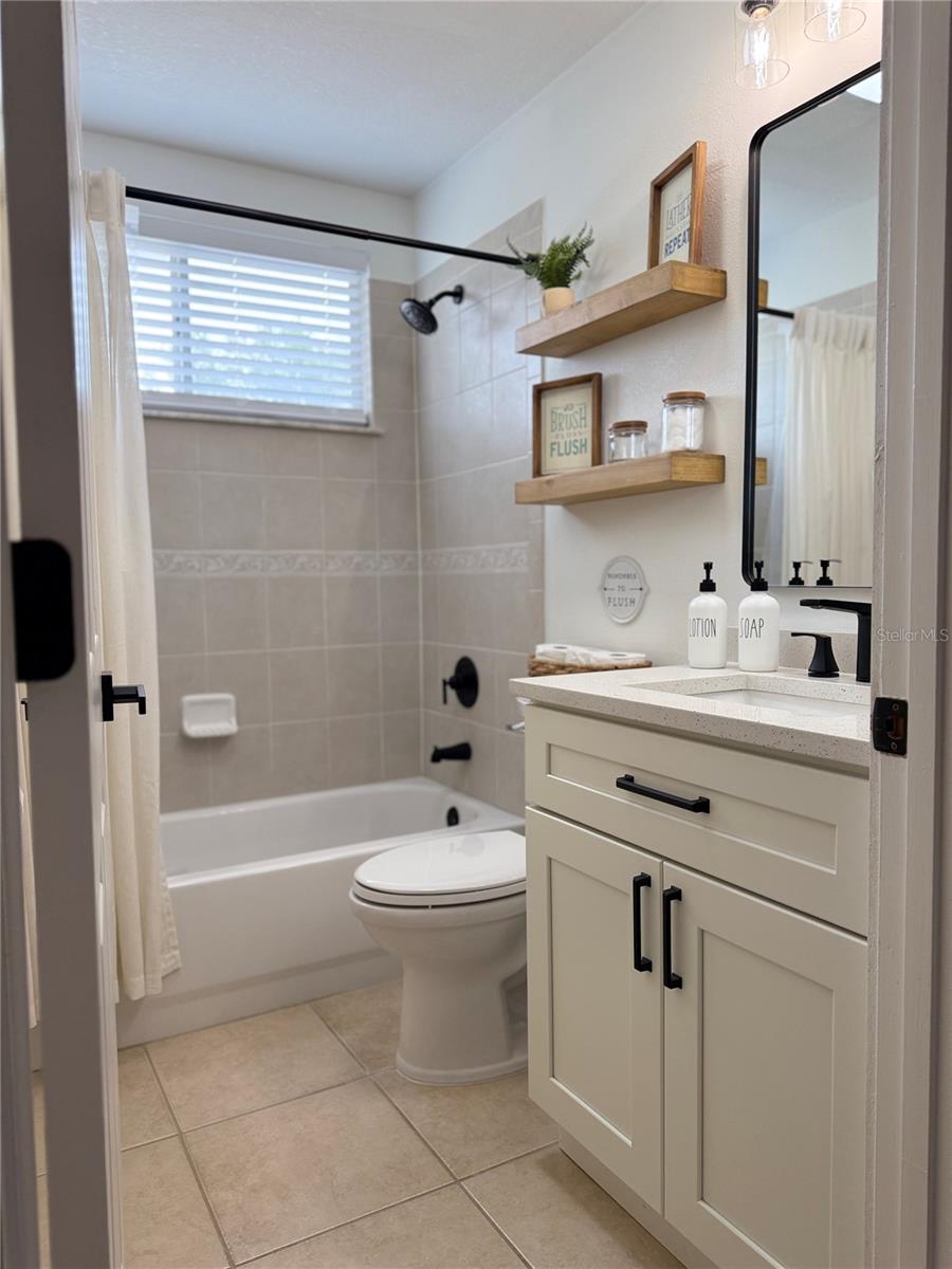 12124 COLONIAL ESTATES LN, RIVERVIEW, FL, 33579