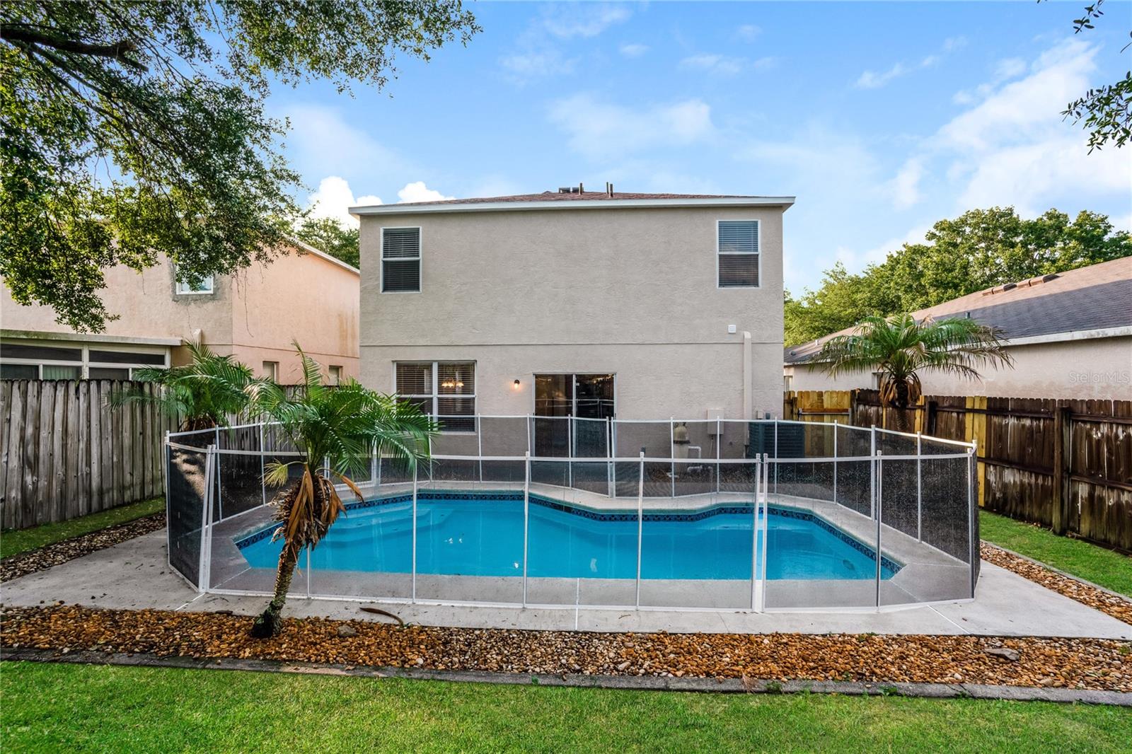 1011 LAKE SHORE RANCH DR, SEFFNER, FL, 33584