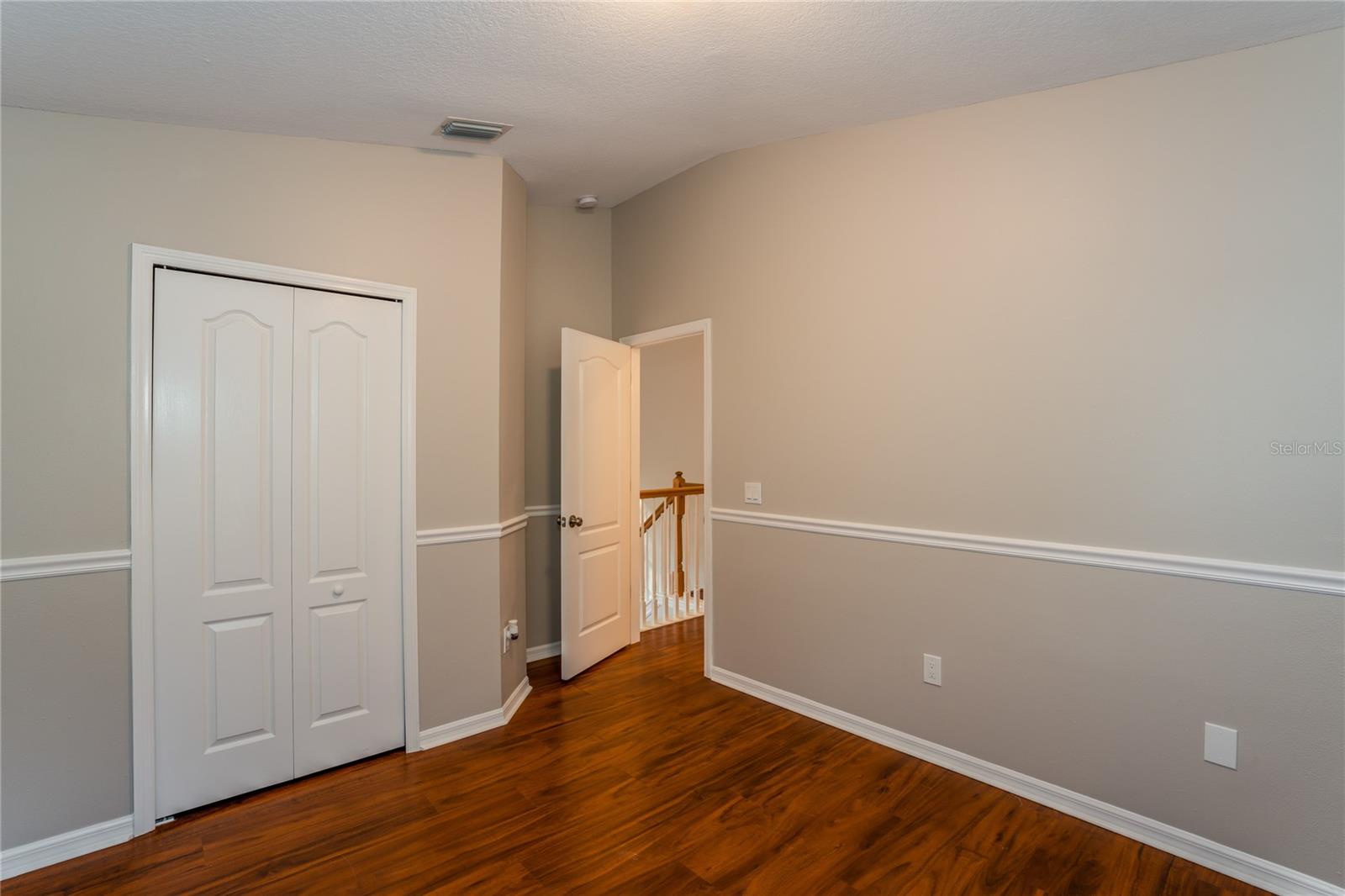 1011 LAKE SHORE RANCH DR, SEFFNER, FL, 33584