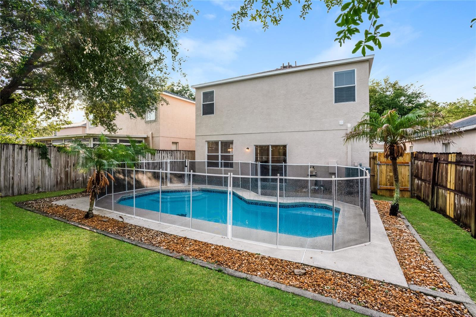 1011 LAKE SHORE RANCH DR, SEFFNER, FL, 33584