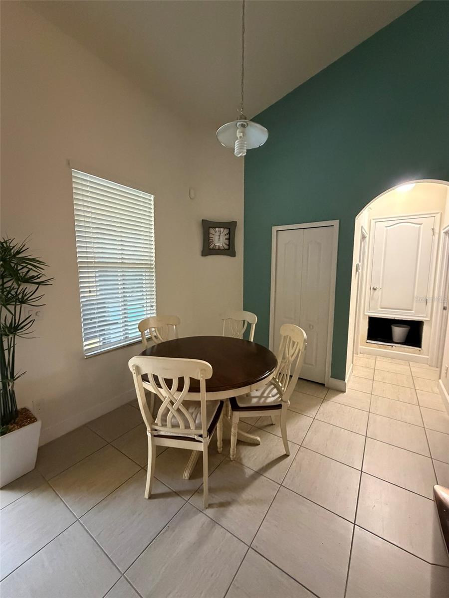 4052 OAKTREE DR, DAVENPORT, FL, 33837