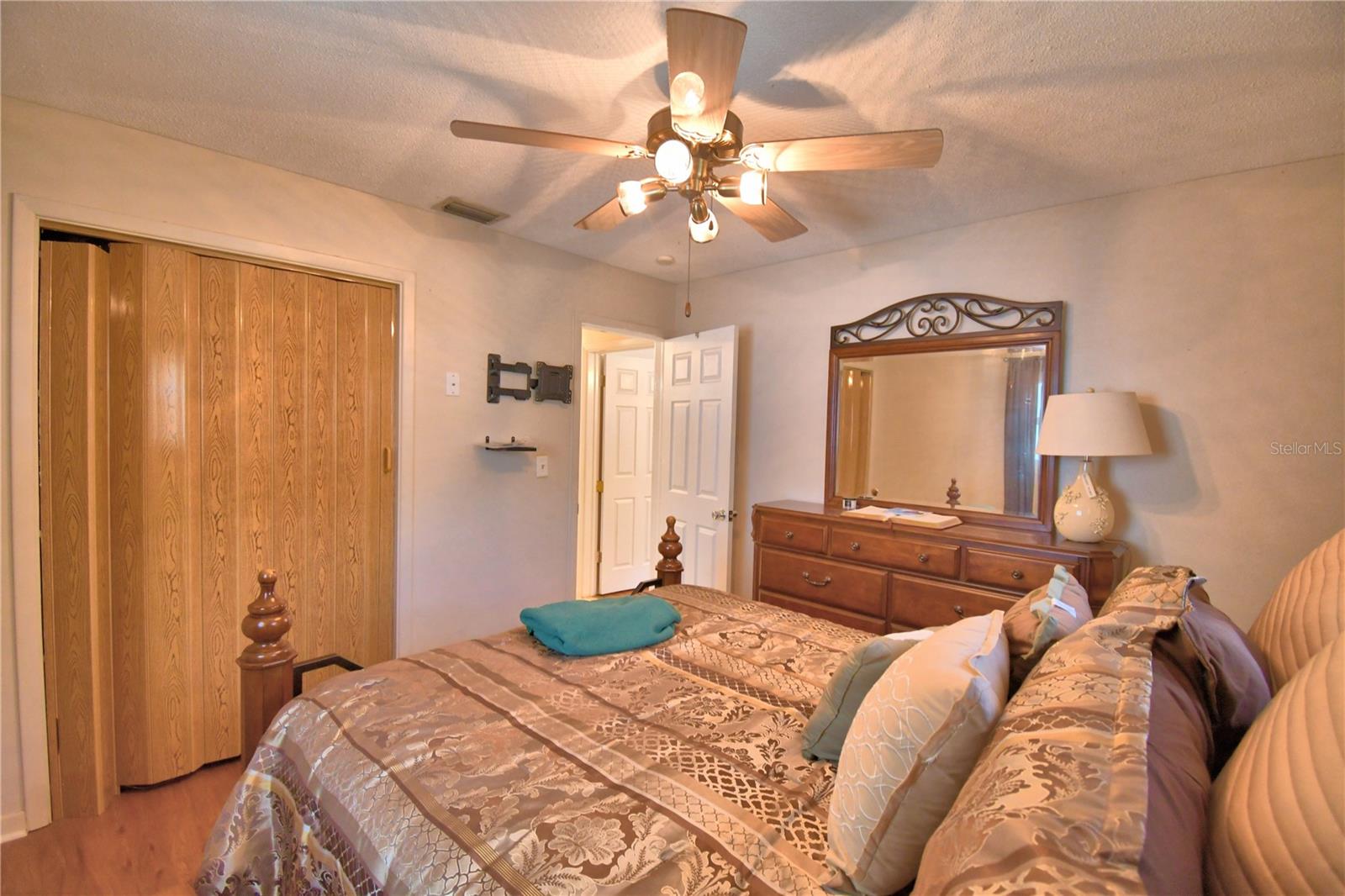 2779 ROBINWOOD DR, CLEARWATER, FL, 33759