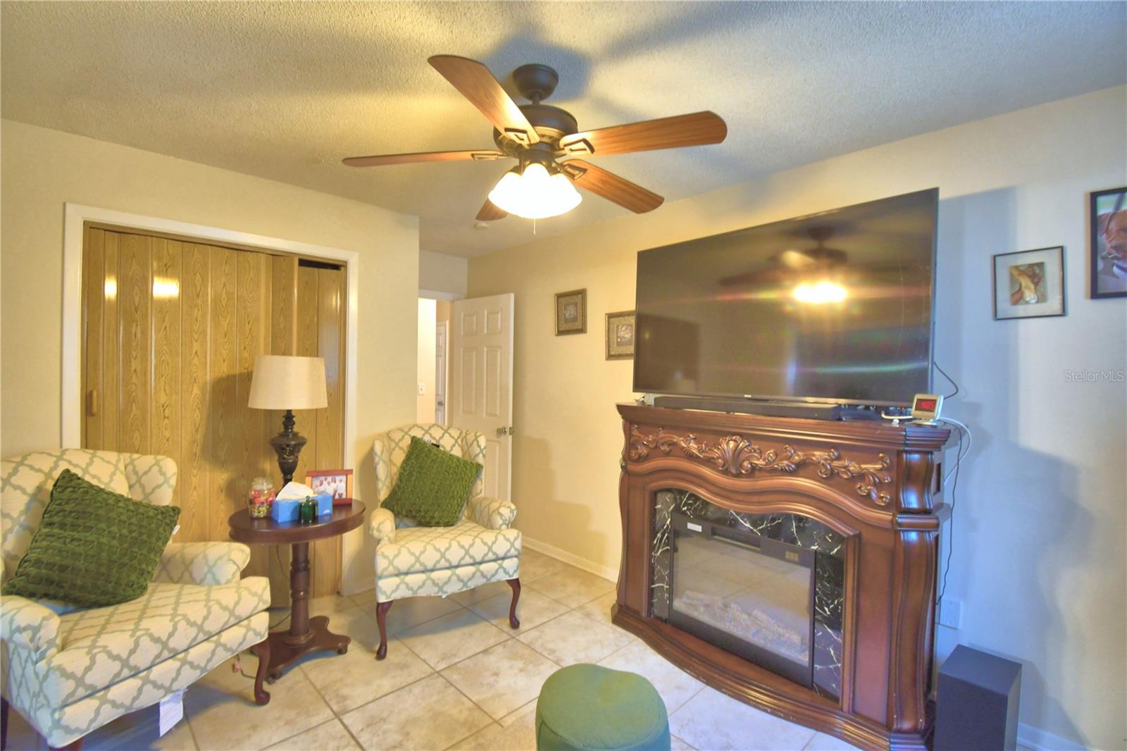 2779 ROBINWOOD DR, CLEARWATER, FL, 33759