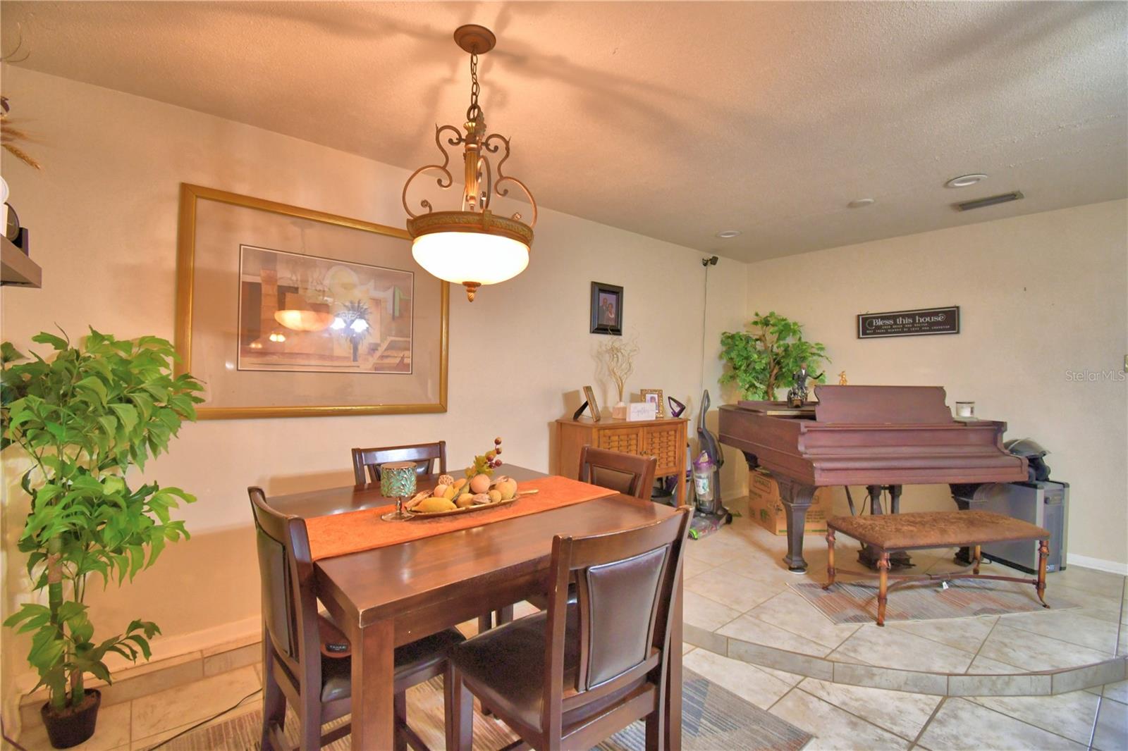 2779 ROBINWOOD DR, CLEARWATER, FL, 33759