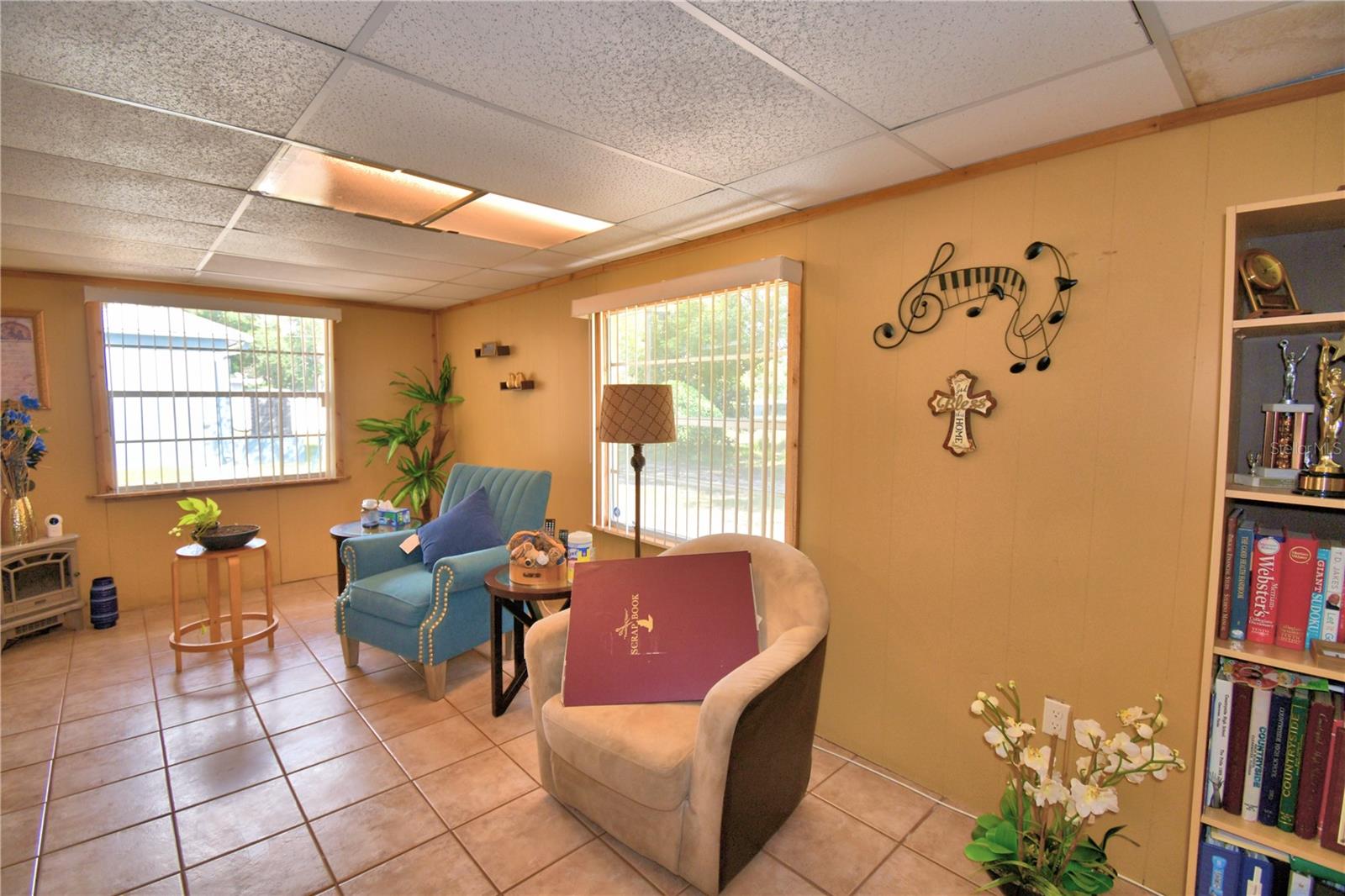2779 ROBINWOOD DR, CLEARWATER, FL, 33759
