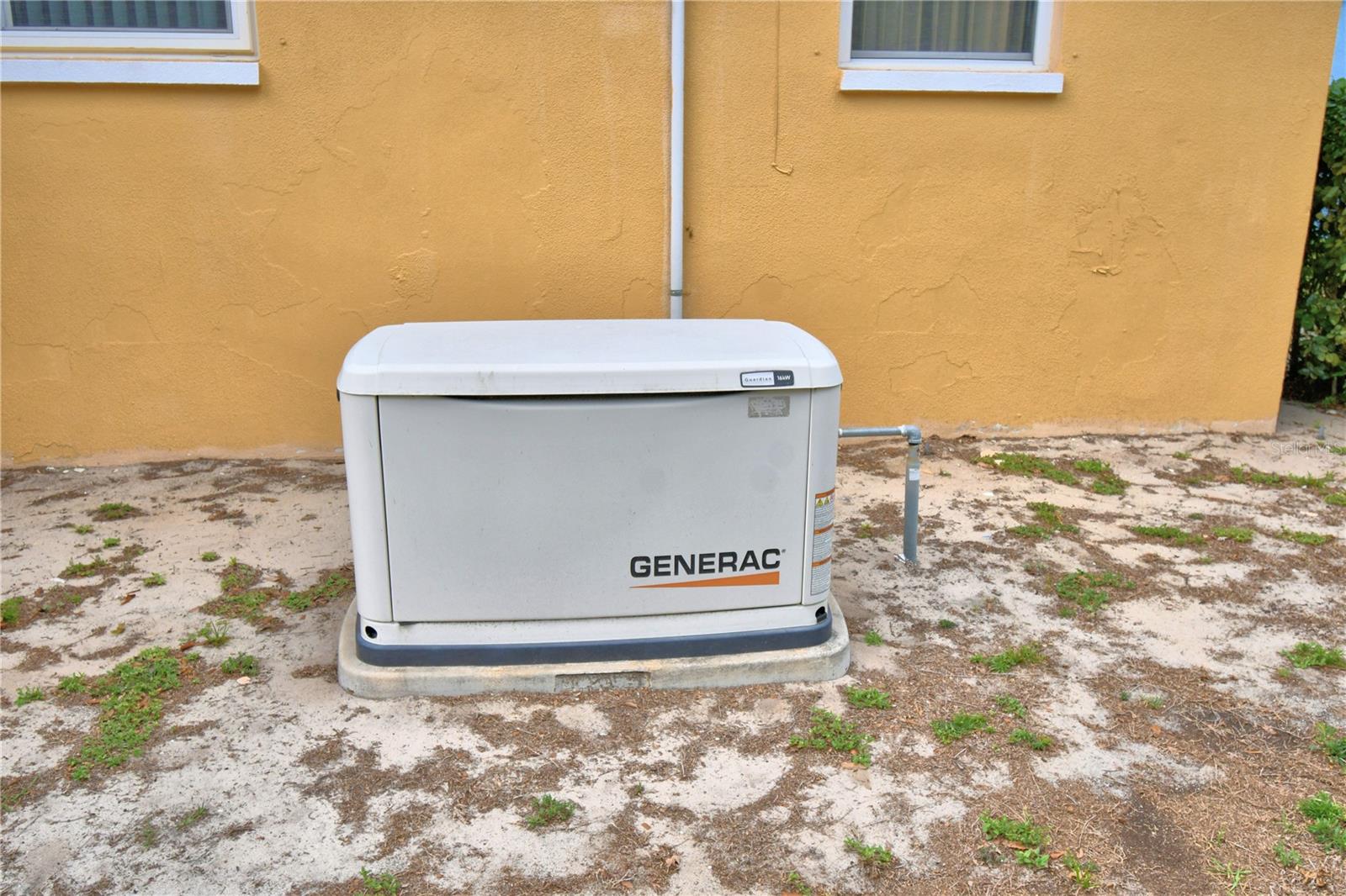 2779 ROBINWOOD DR, CLEARWATER, FL, 33759