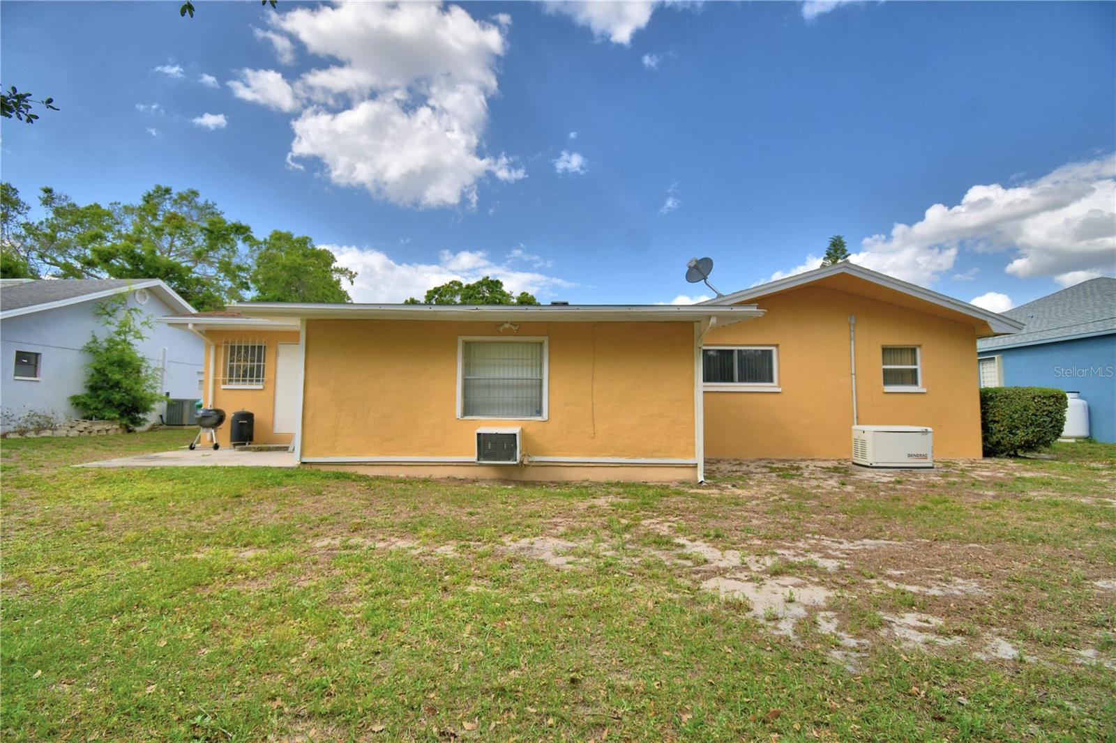 2779 ROBINWOOD DR, CLEARWATER, FL, 33759