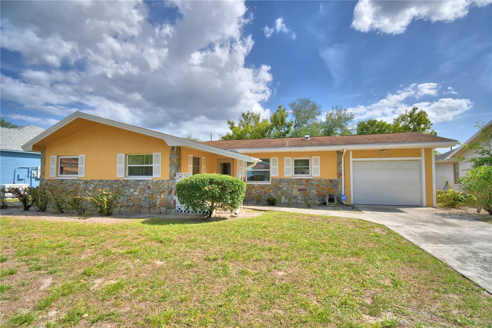 2779 ROBINWOOD DR, CLEARWATER, FL, 33759