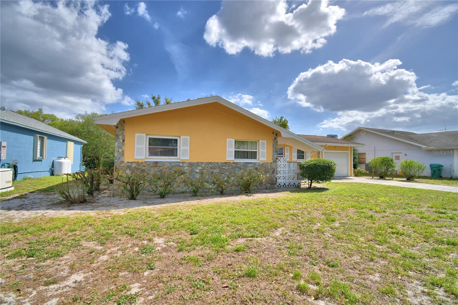 2779 ROBINWOOD DR, CLEARWATER, FL, 33759