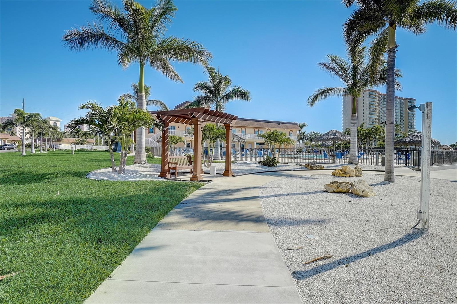 5108 BRITTANY DR S #205, ST PETERSBURG, FL, 33715