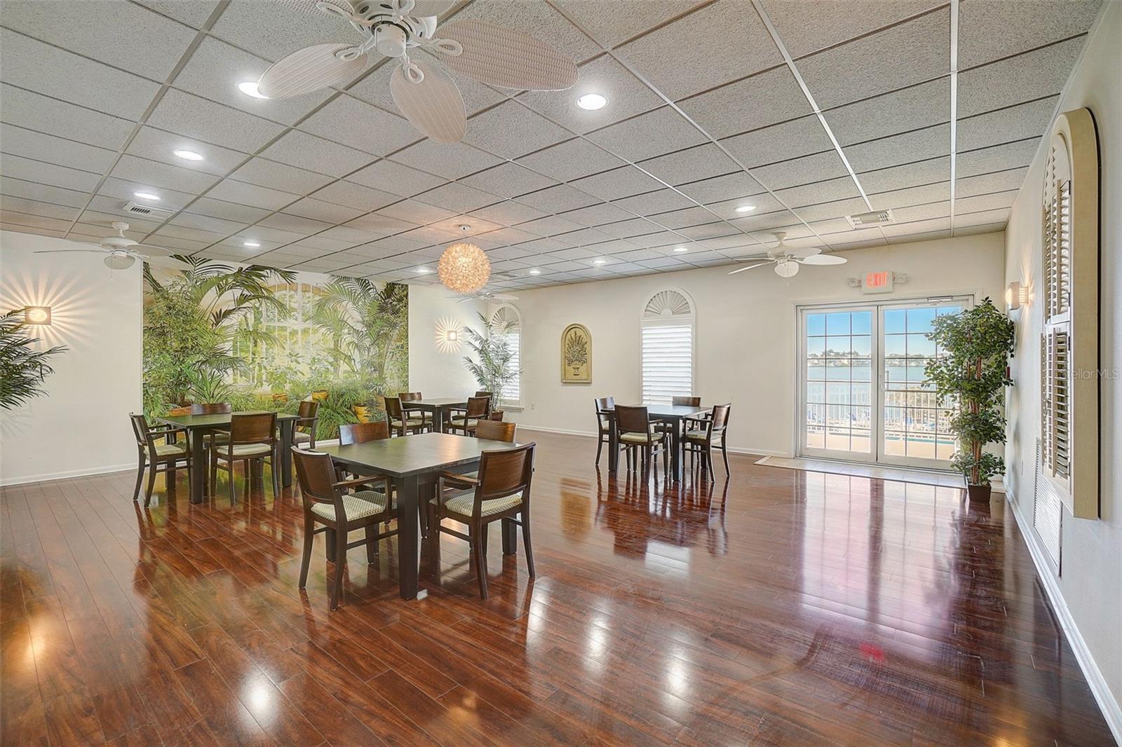 5108 BRITTANY DR S #205, ST PETERSBURG, FL, 33715