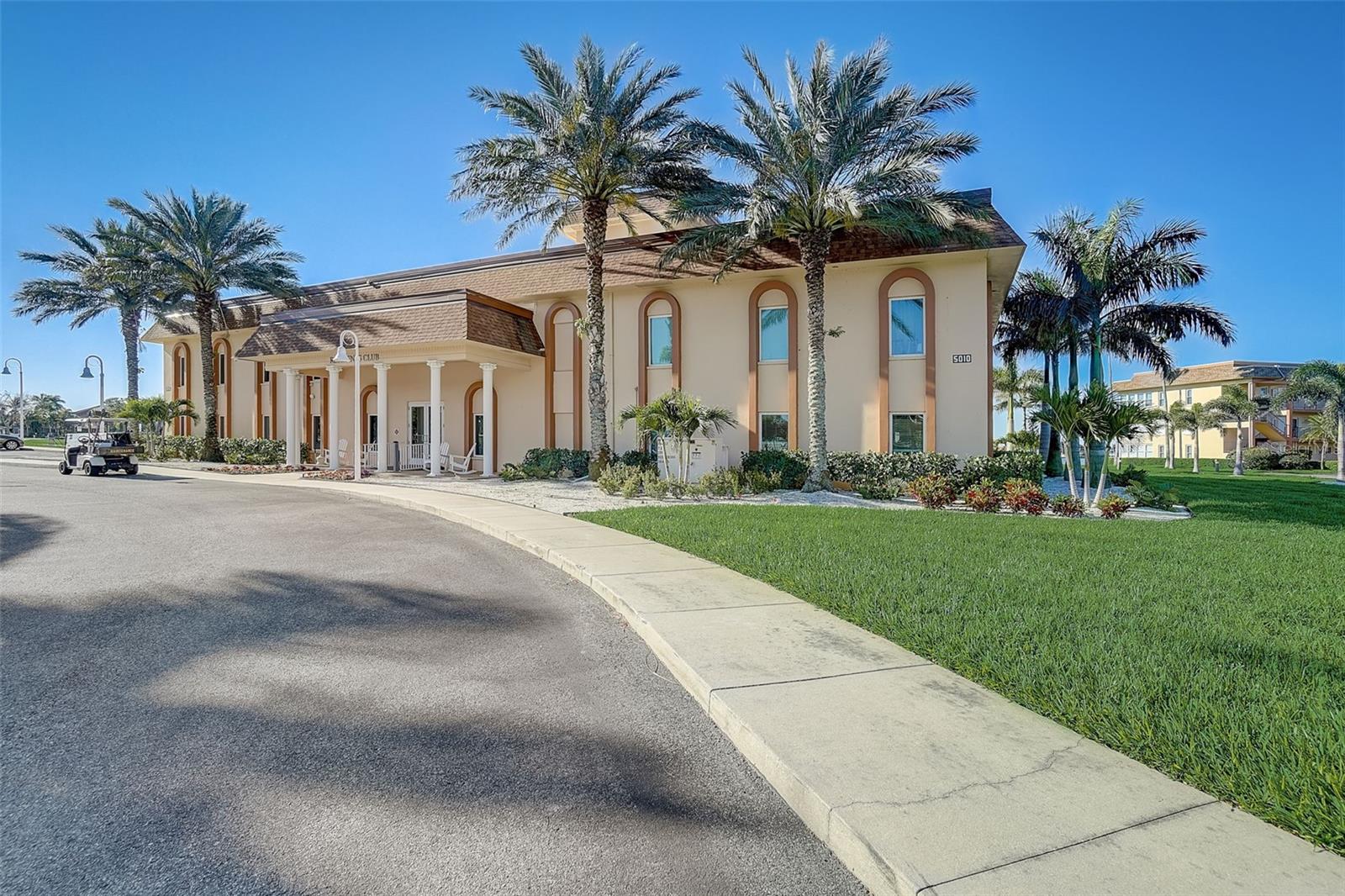 5108 BRITTANY DR S #205, ST PETERSBURG, FL, 33715