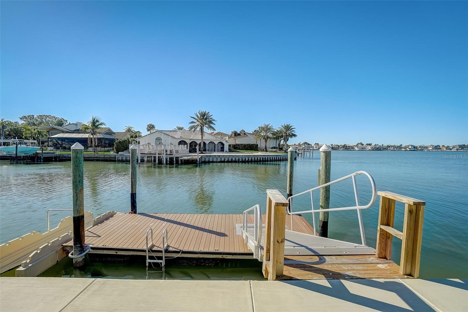 5108 BRITTANY DR S #205, ST PETERSBURG, FL, 33715