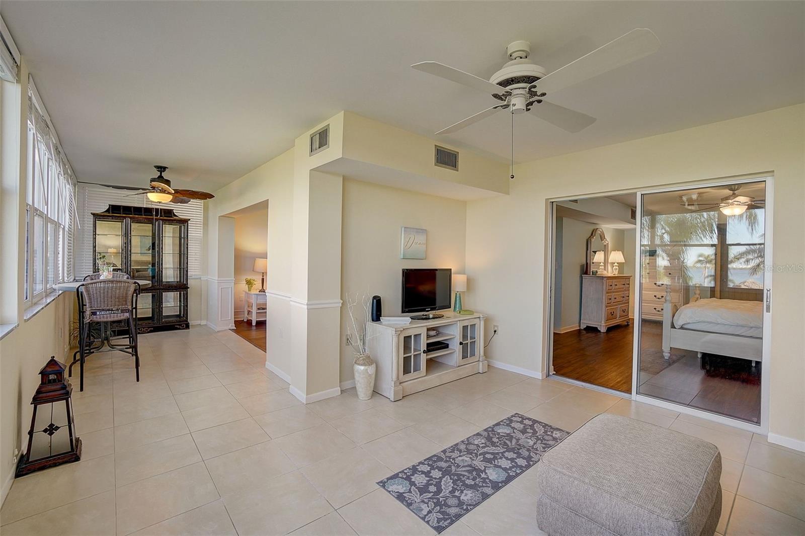 5108 BRITTANY DR S #205, ST PETERSBURG, FL, 33715