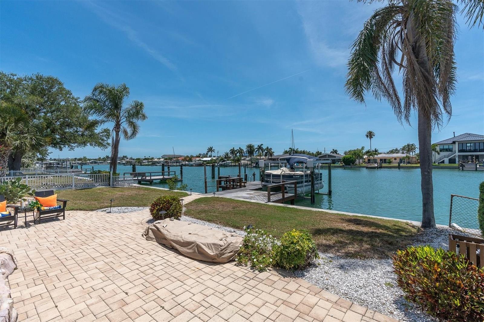 11870 6TH ST E, TREASURE ISLAND, FL, 33706