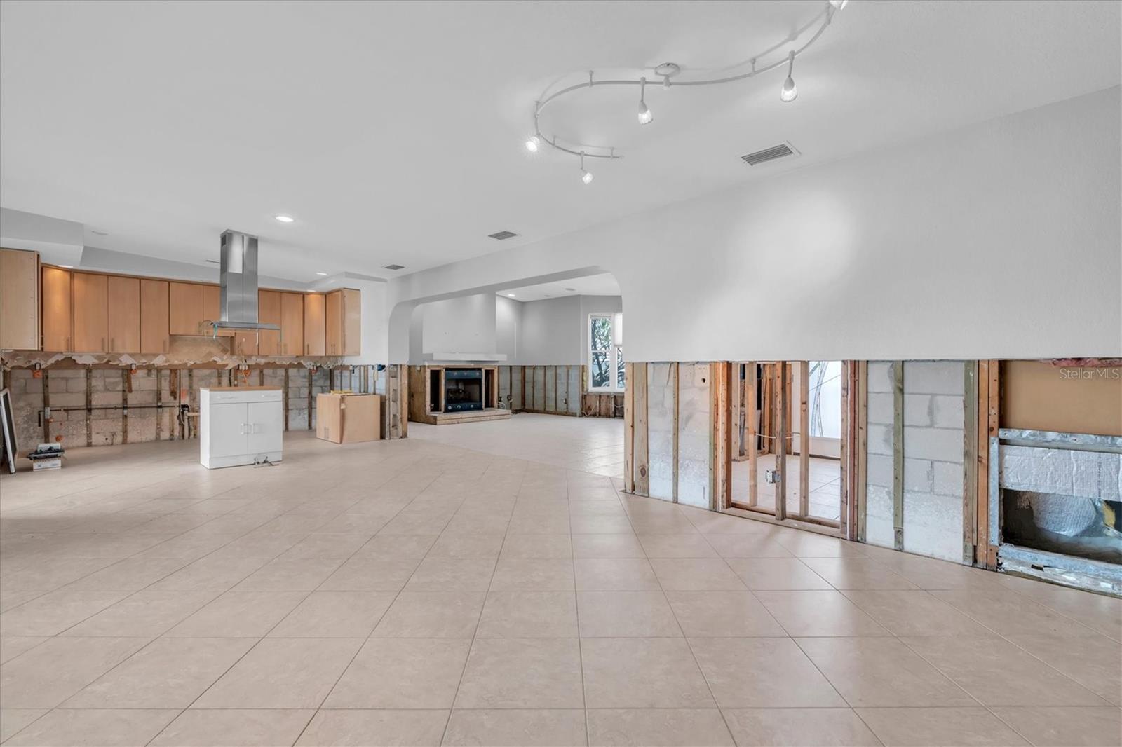 11870 6TH ST E, TREASURE ISLAND, FL, 33706