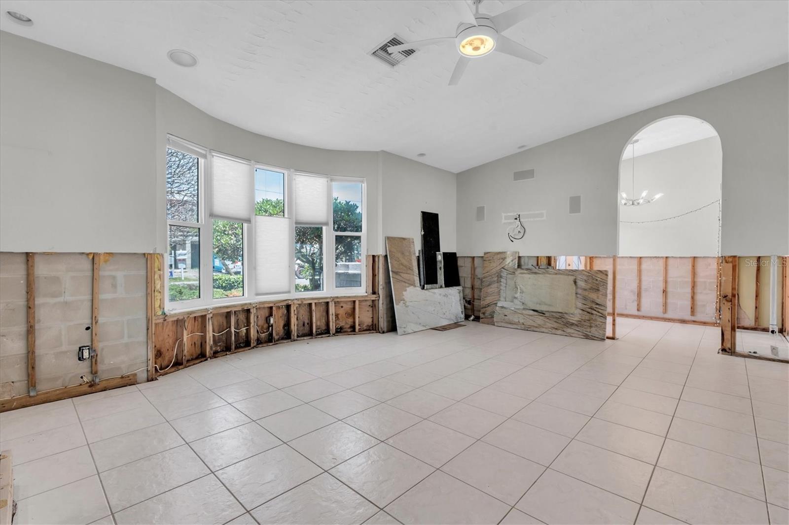 11870 6TH ST E, TREASURE ISLAND, FL, 33706
