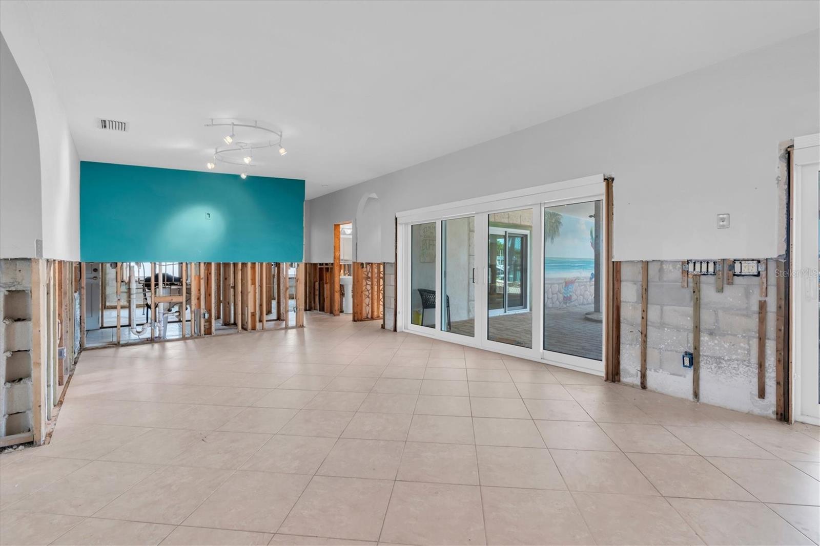 11870 6TH ST E, TREASURE ISLAND, FL, 33706