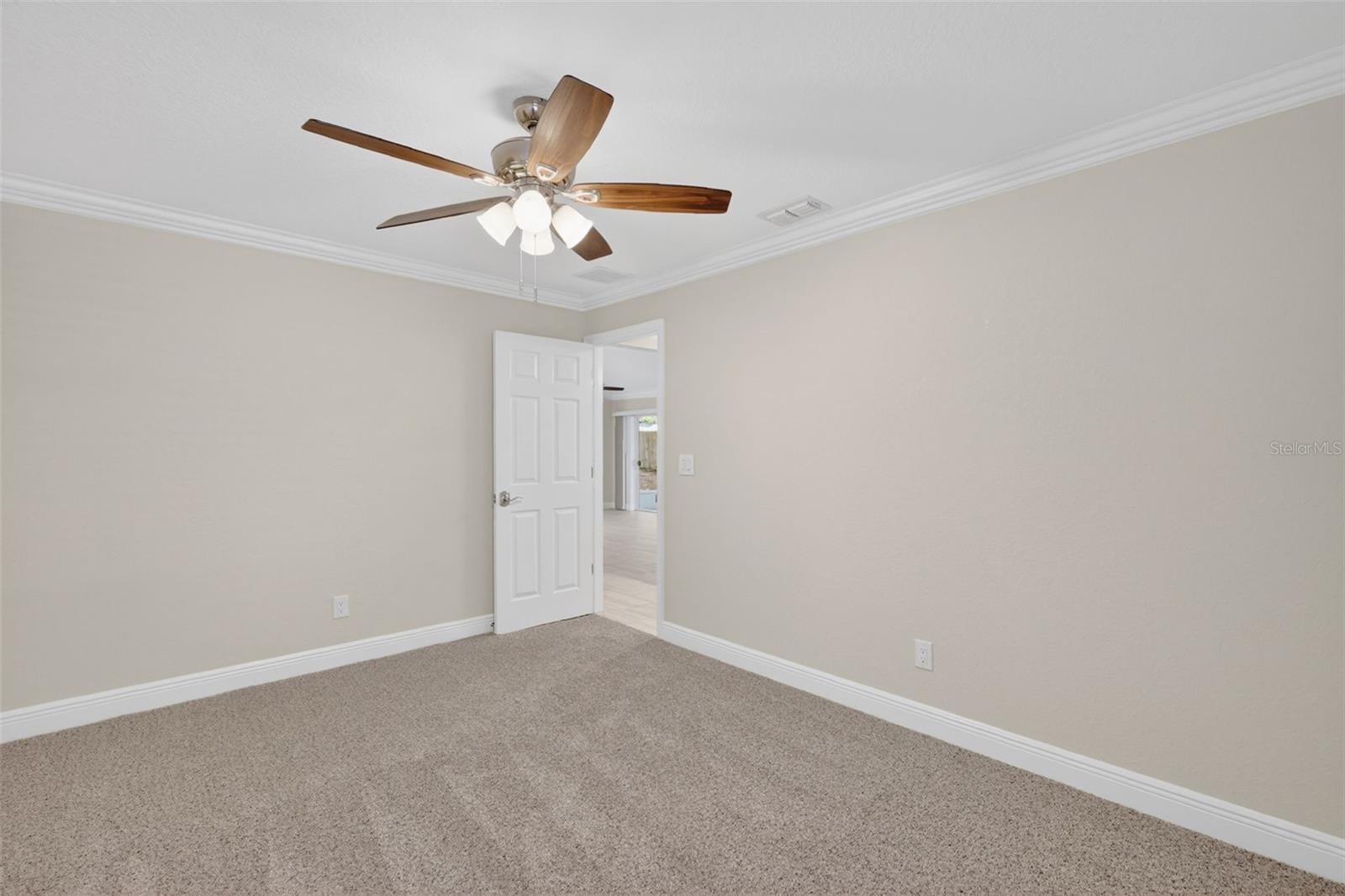 2294 KNOLLWOOD DR, LEESBURG, FL, 34748