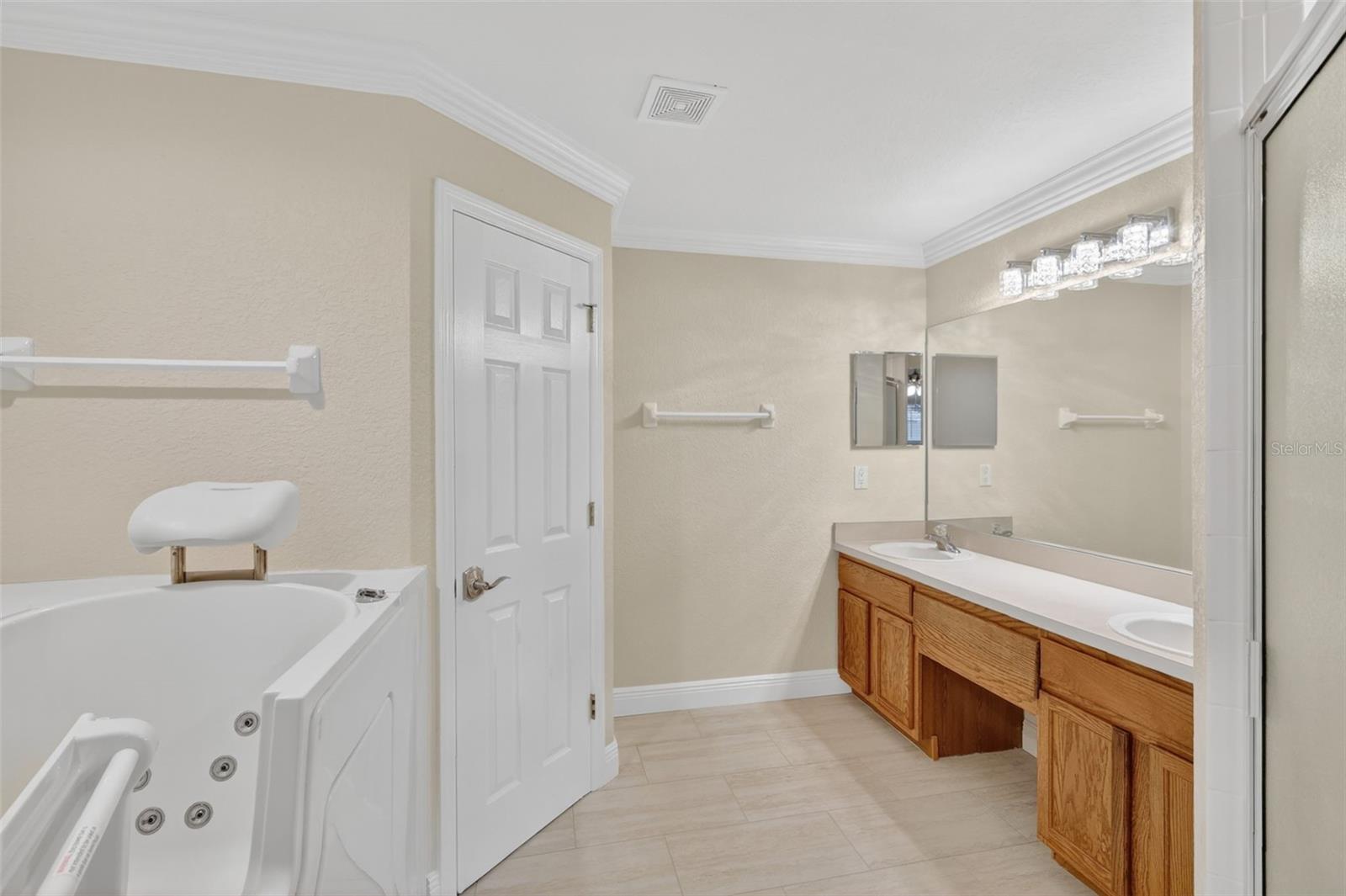 2294 KNOLLWOOD DR, LEESBURG, FL, 34748