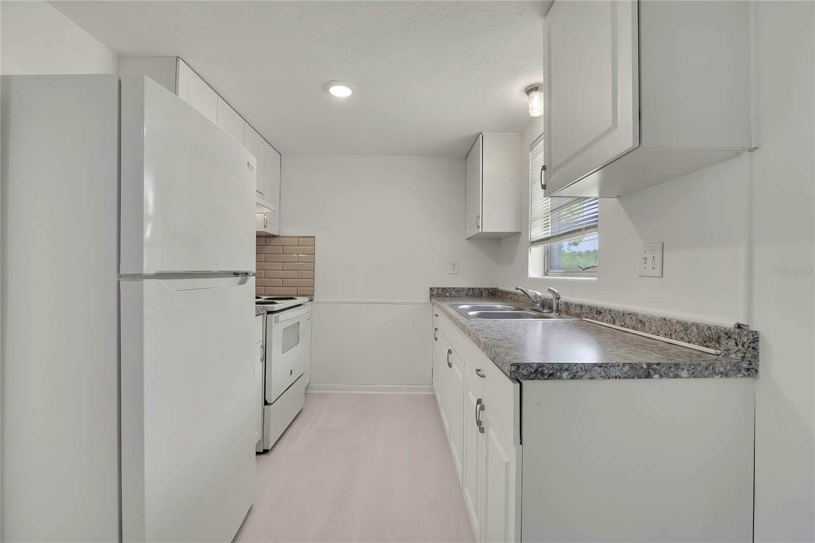 1 E MURRAY ST, BEVERLY HILLS, FL, 34465