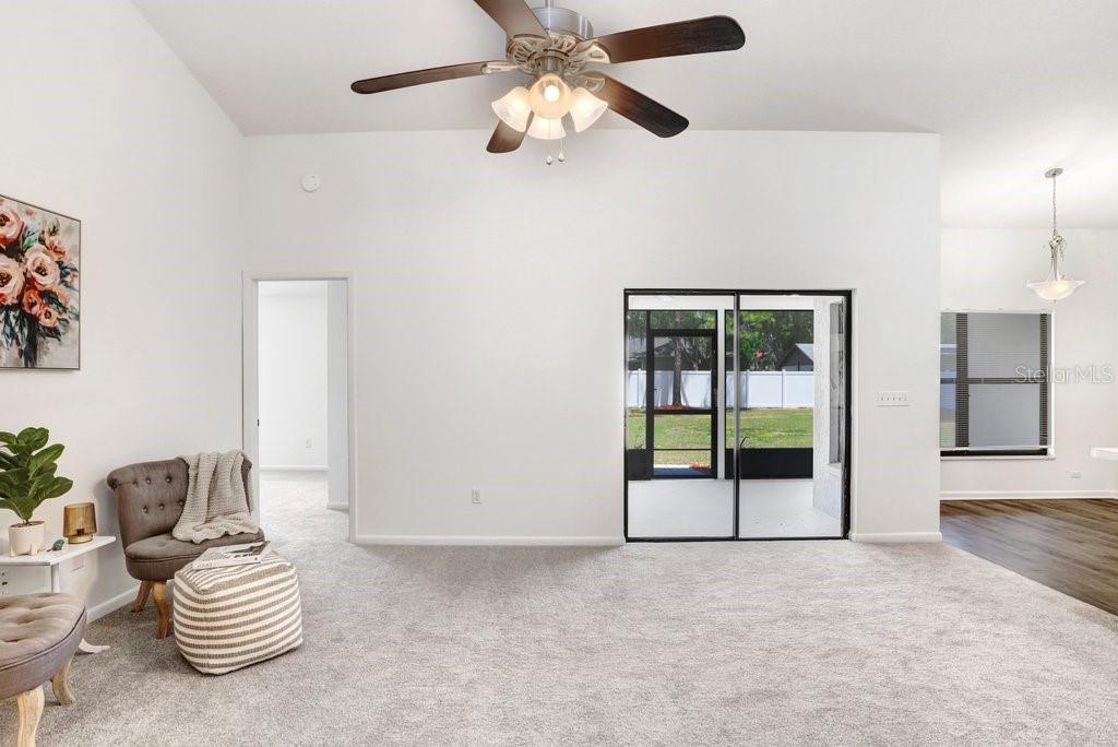 2404 BUCKHORN MANOR DR, VALRICO, FL, 33594