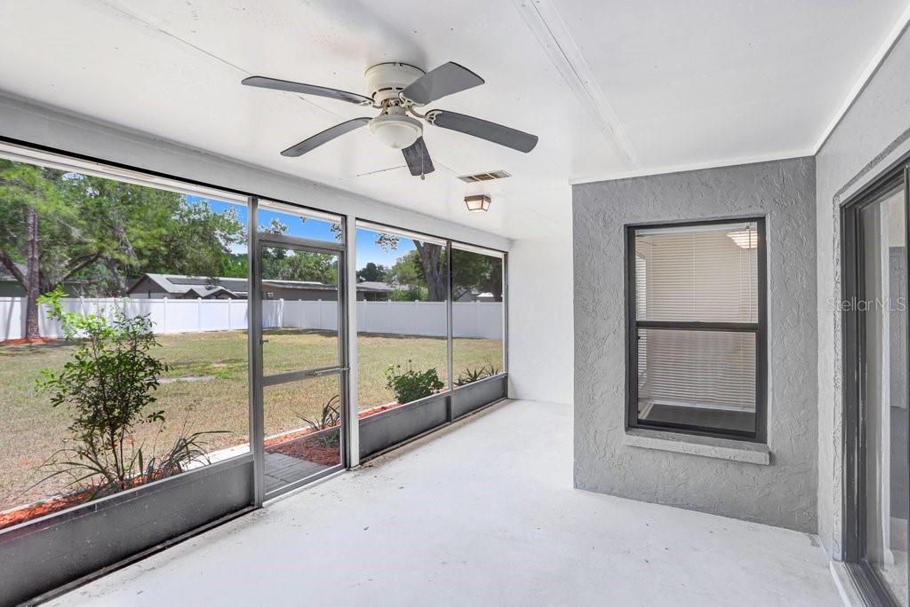2404 BUCKHORN MANOR DR, VALRICO, FL, 33594