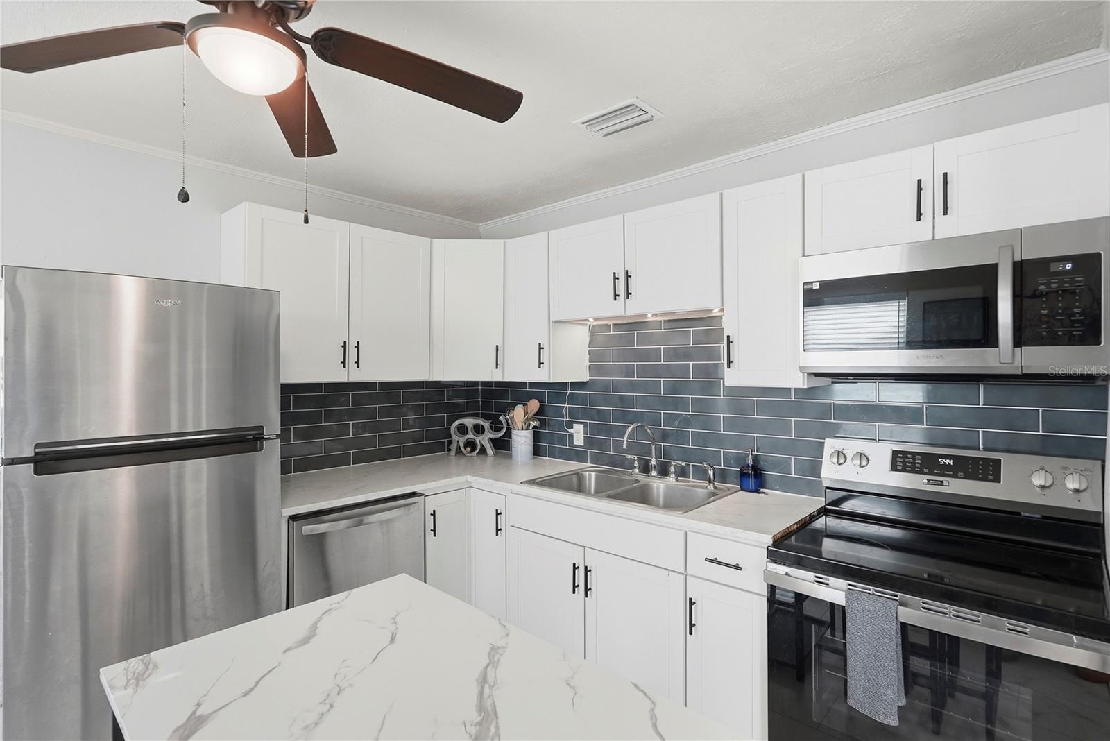 2850 15TH AVE N, ST PETERSBURG, FL, 33713