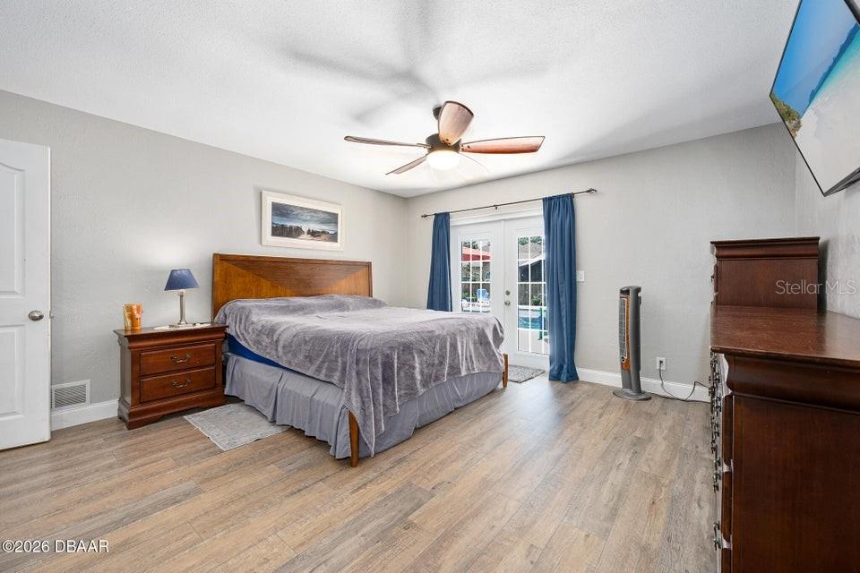 18 TOMOKA OAKS BLVD, ORMOND BEACH, FL, 32174
