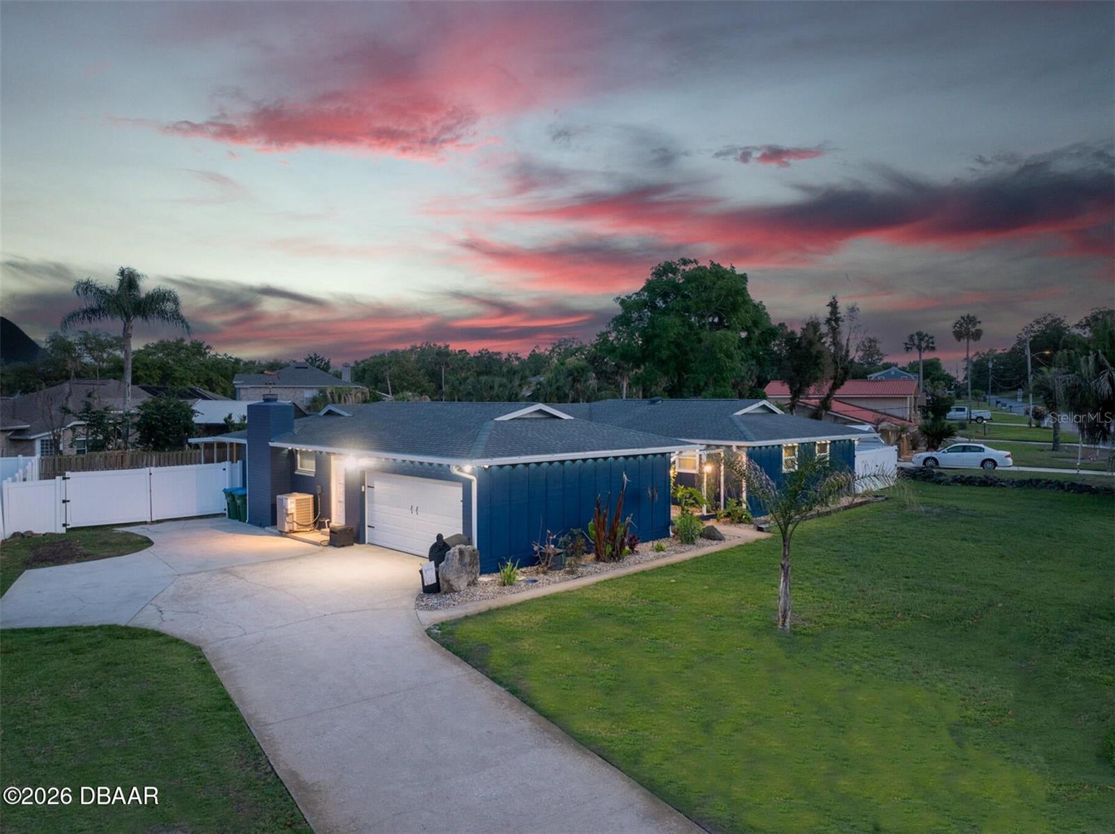 18 TOMOKA OAKS BLVD, ORMOND BEACH, FL, 32174