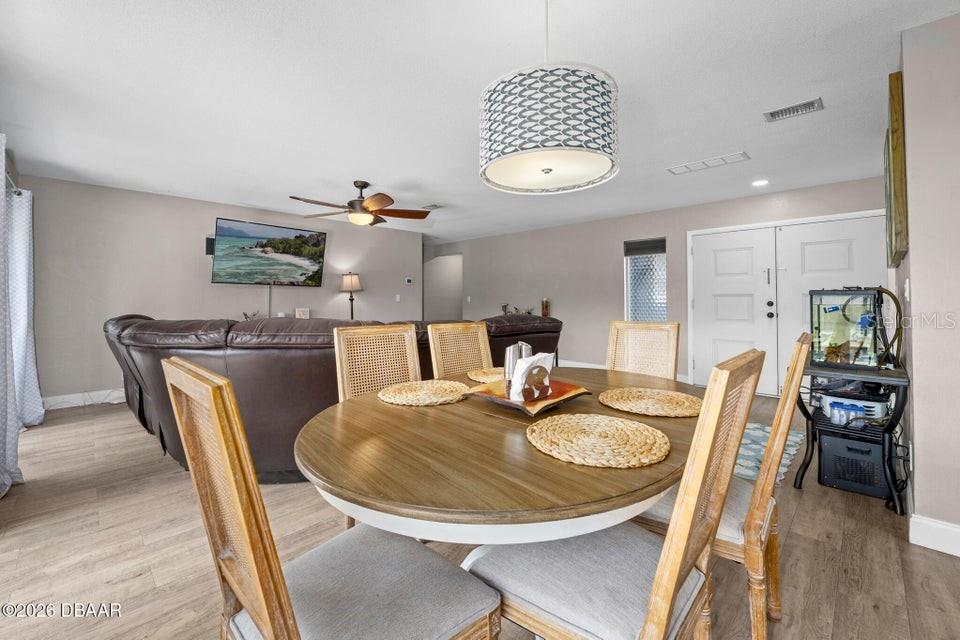 18 TOMOKA OAKS BLVD, ORMOND BEACH, FL, 32174