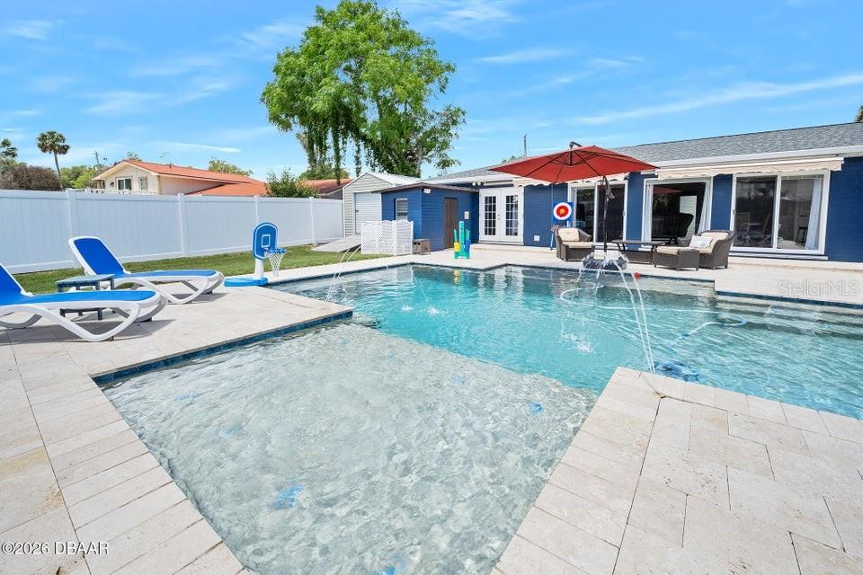 18 TOMOKA OAKS BLVD, ORMOND BEACH, FL, 32174