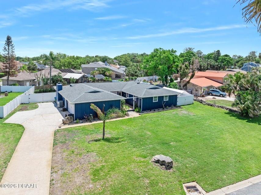 18 TOMOKA OAKS BLVD, ORMOND BEACH, FL, 32174
