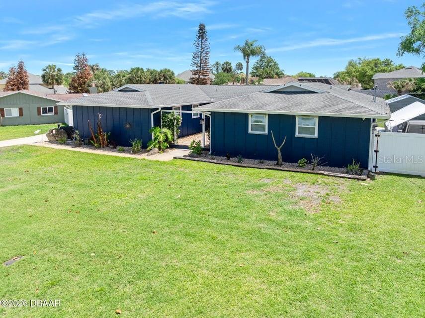 18 TOMOKA OAKS BLVD, ORMOND BEACH, FL, 32174