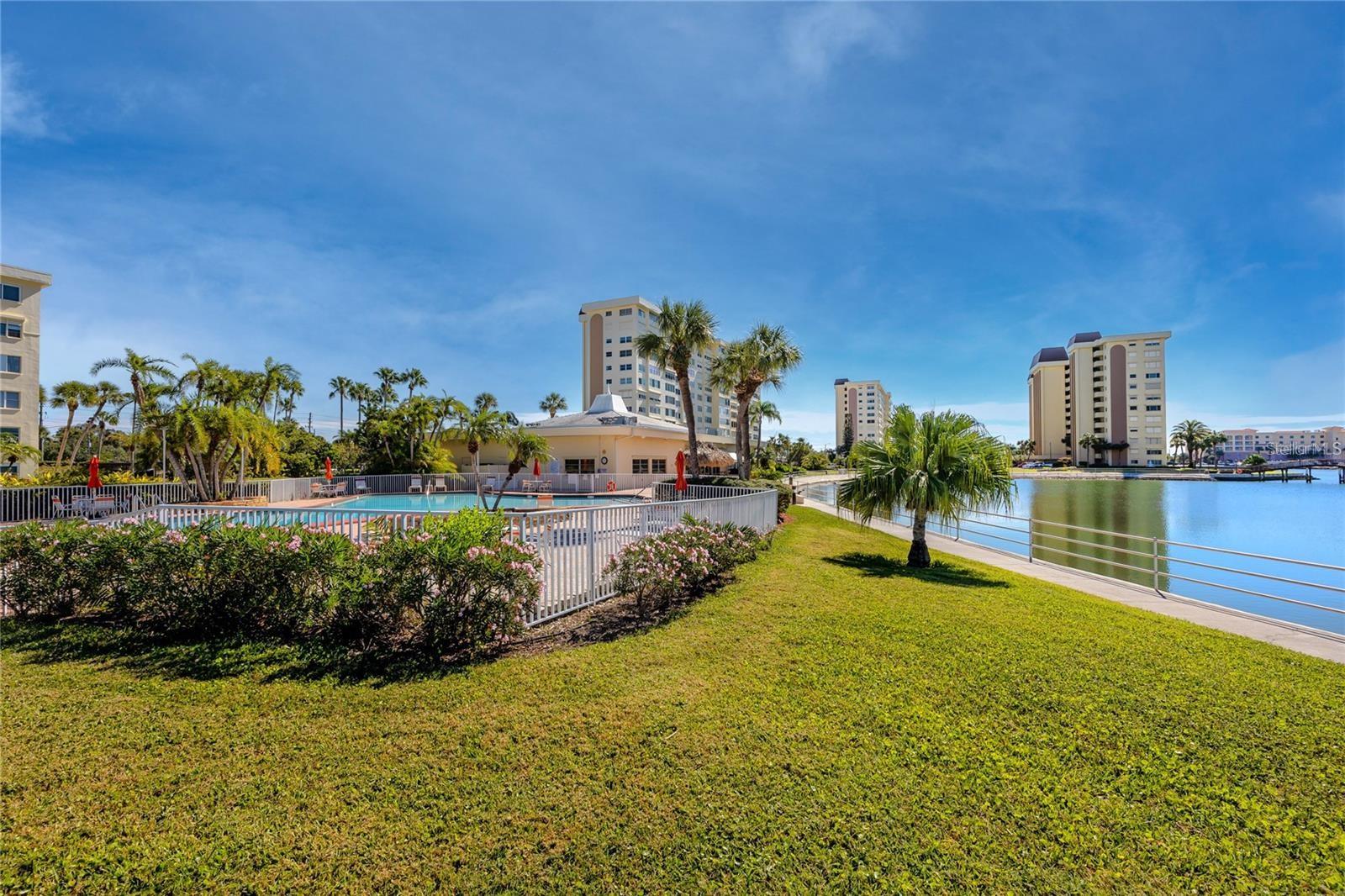 4550 COVE CIR #205, ST PETERSBURG, FL, 33708