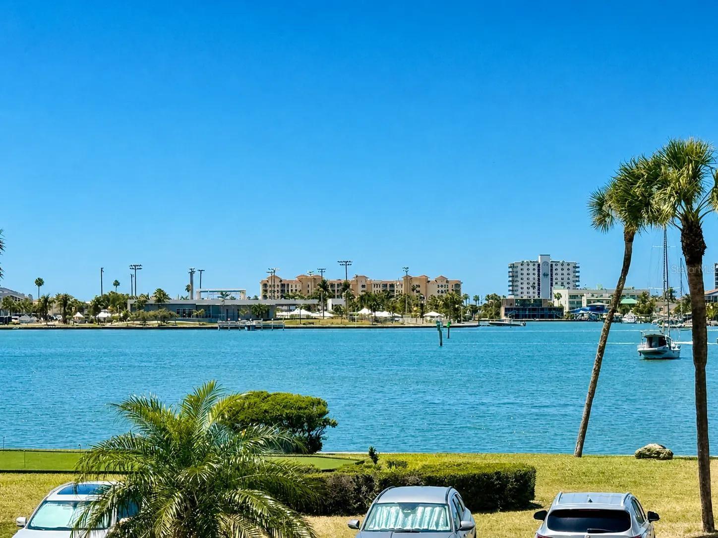 4550 COVE CIR #205, ST PETERSBURG, FL, 33708