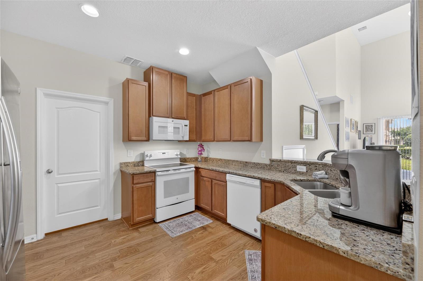 2130 BROADWAY VIEW AVE, BRANDON, FL, 33510