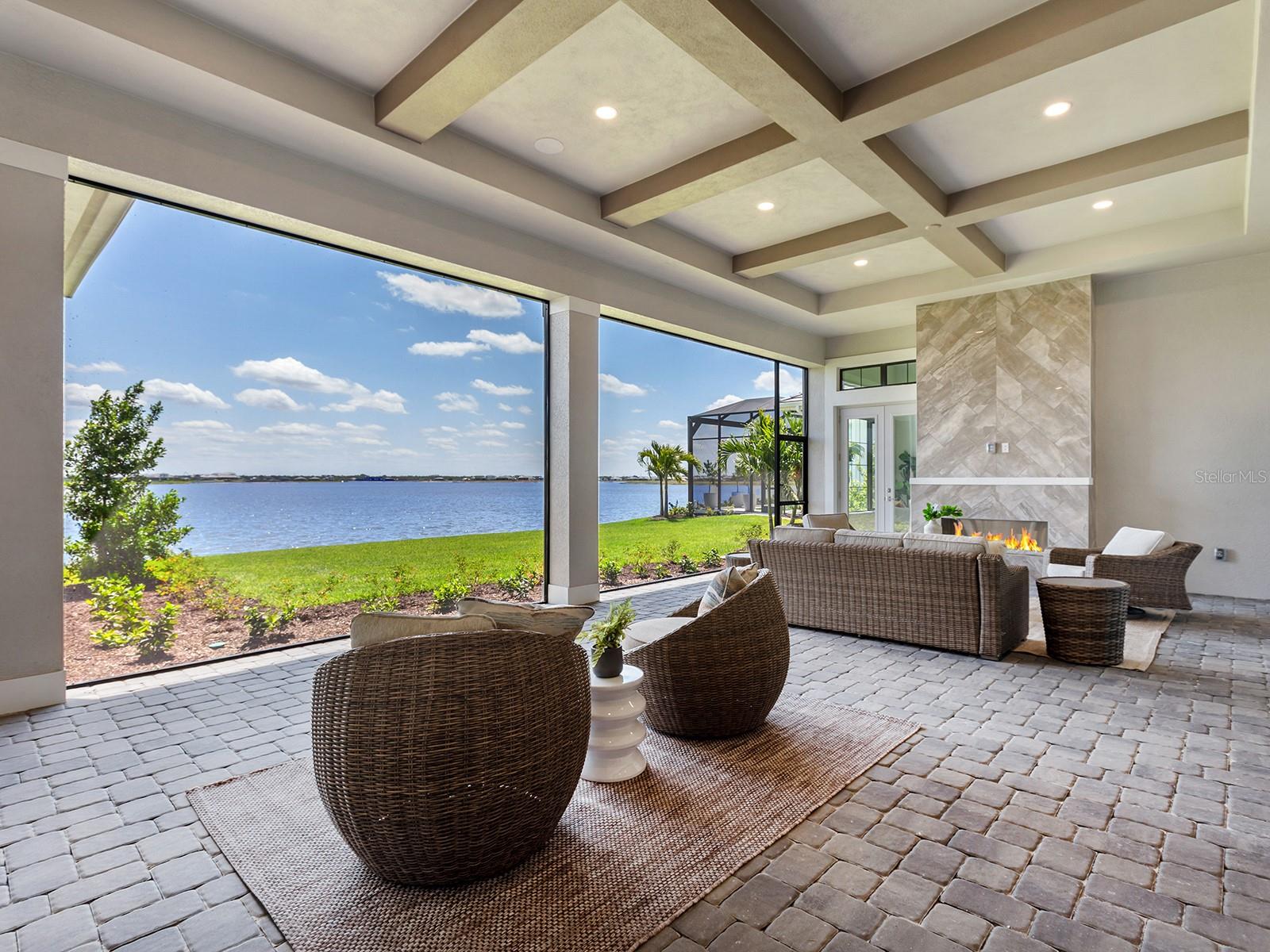 572 BLUE SHELL LOOP, SARASOTA, FL, 34240