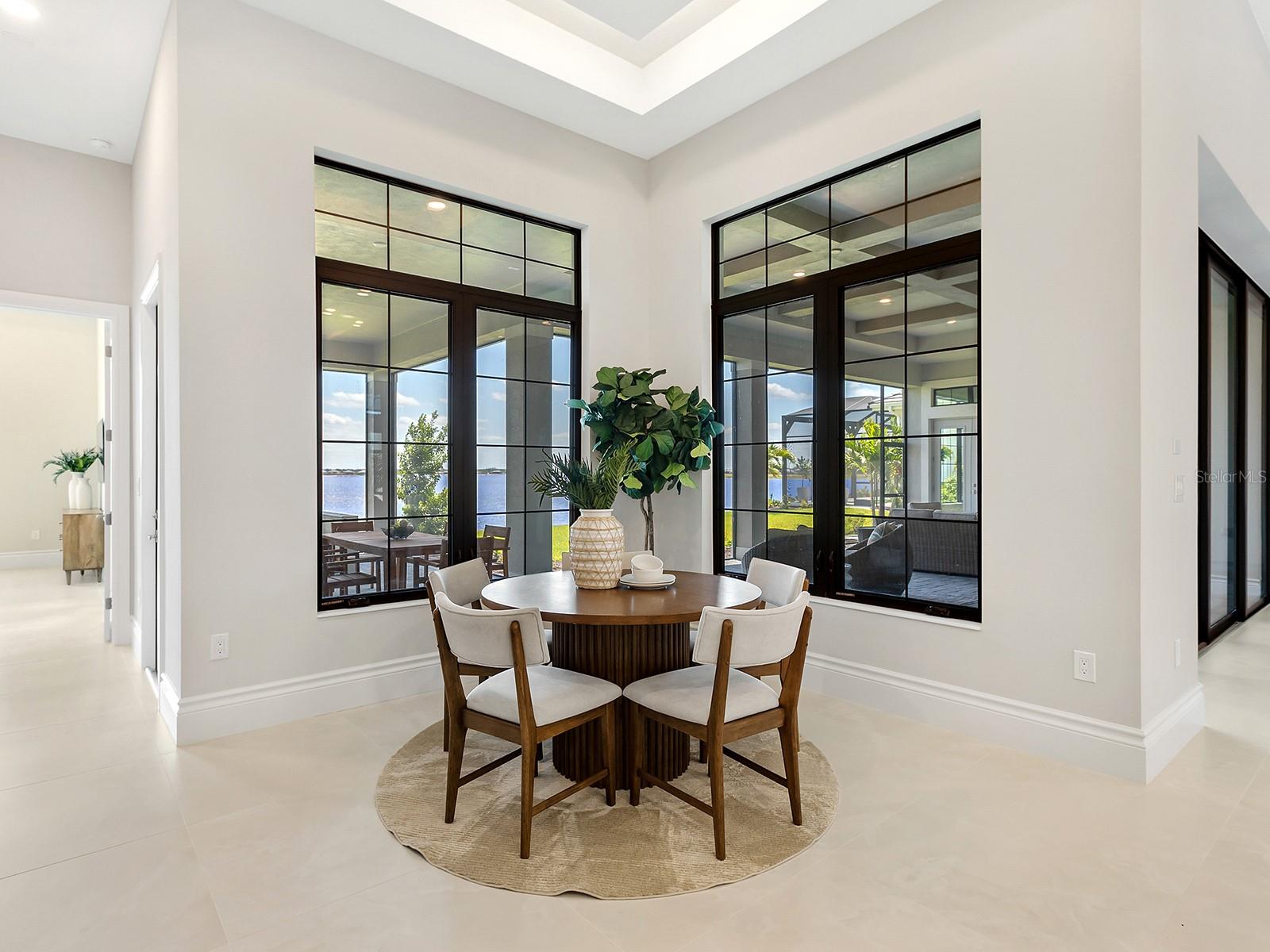 572 BLUE SHELL LOOP, SARASOTA, FL, 34240