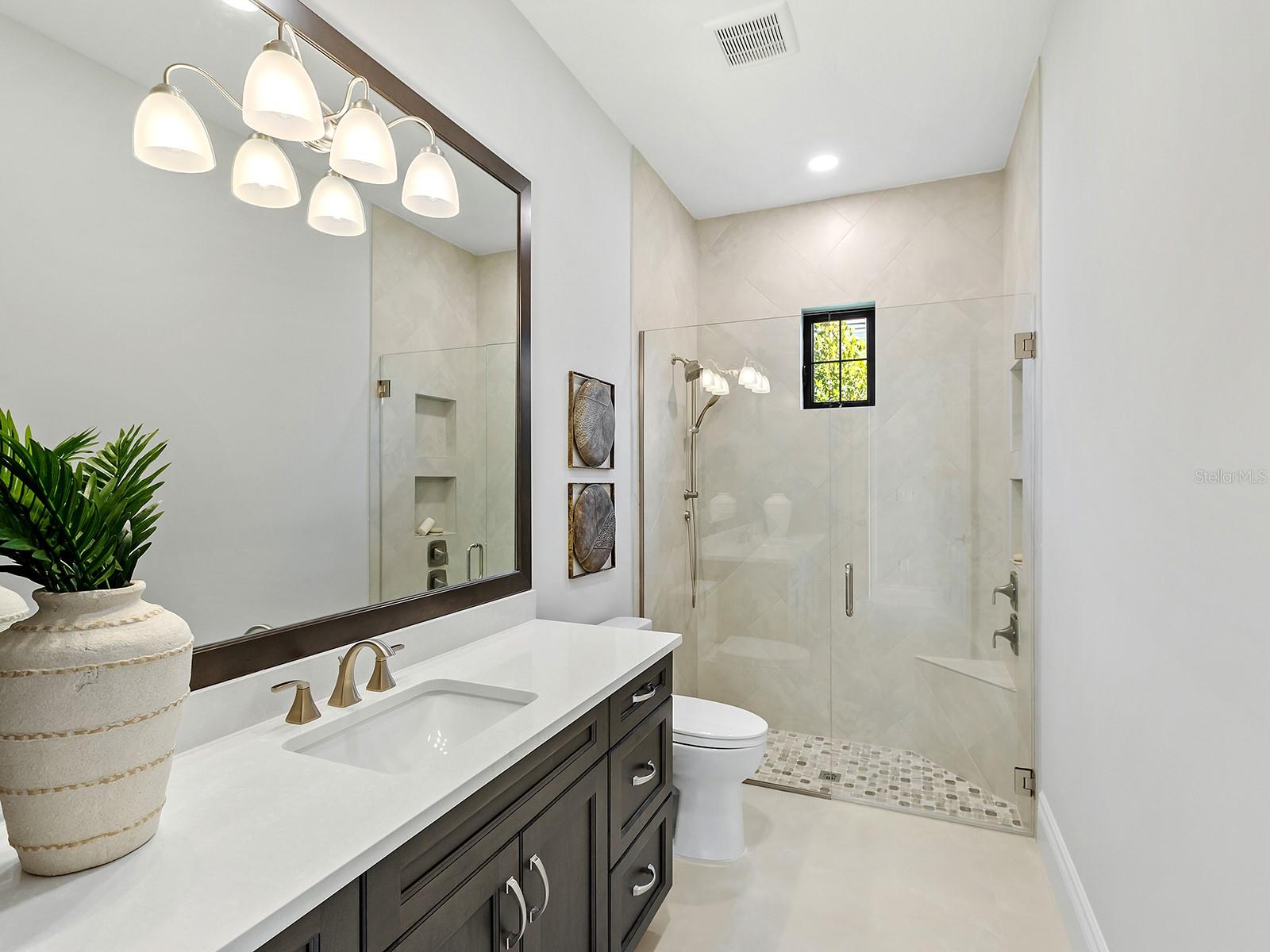 572 BLUE SHELL LOOP, SARASOTA, FL, 34240