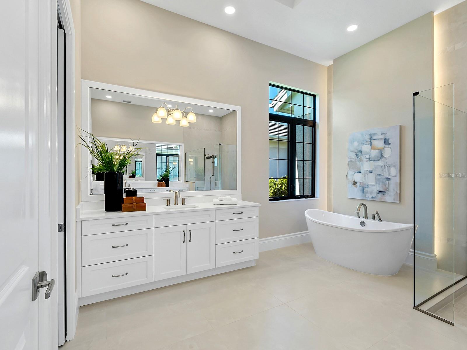 572 BLUE SHELL LOOP, SARASOTA, FL, 34240