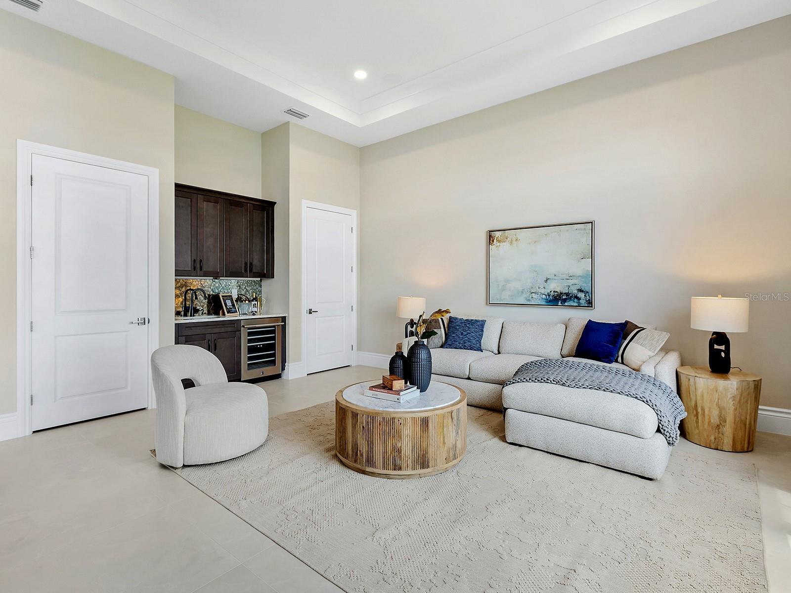 572 BLUE SHELL LOOP, SARASOTA, FL, 34240