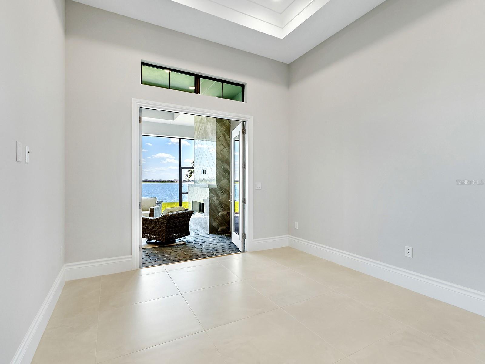 572 BLUE SHELL LOOP, SARASOTA, FL, 34240