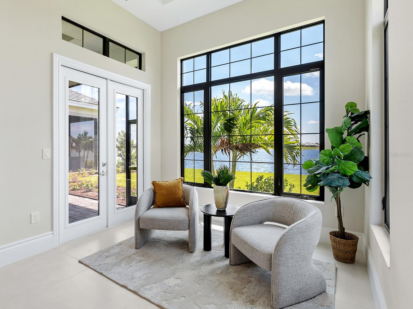 572 BLUE SHELL LOOP, SARASOTA, FL, 34240