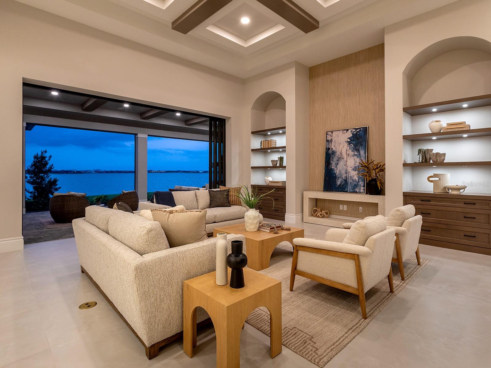 572 BLUE SHELL LOOP, SARASOTA, FL, 34240