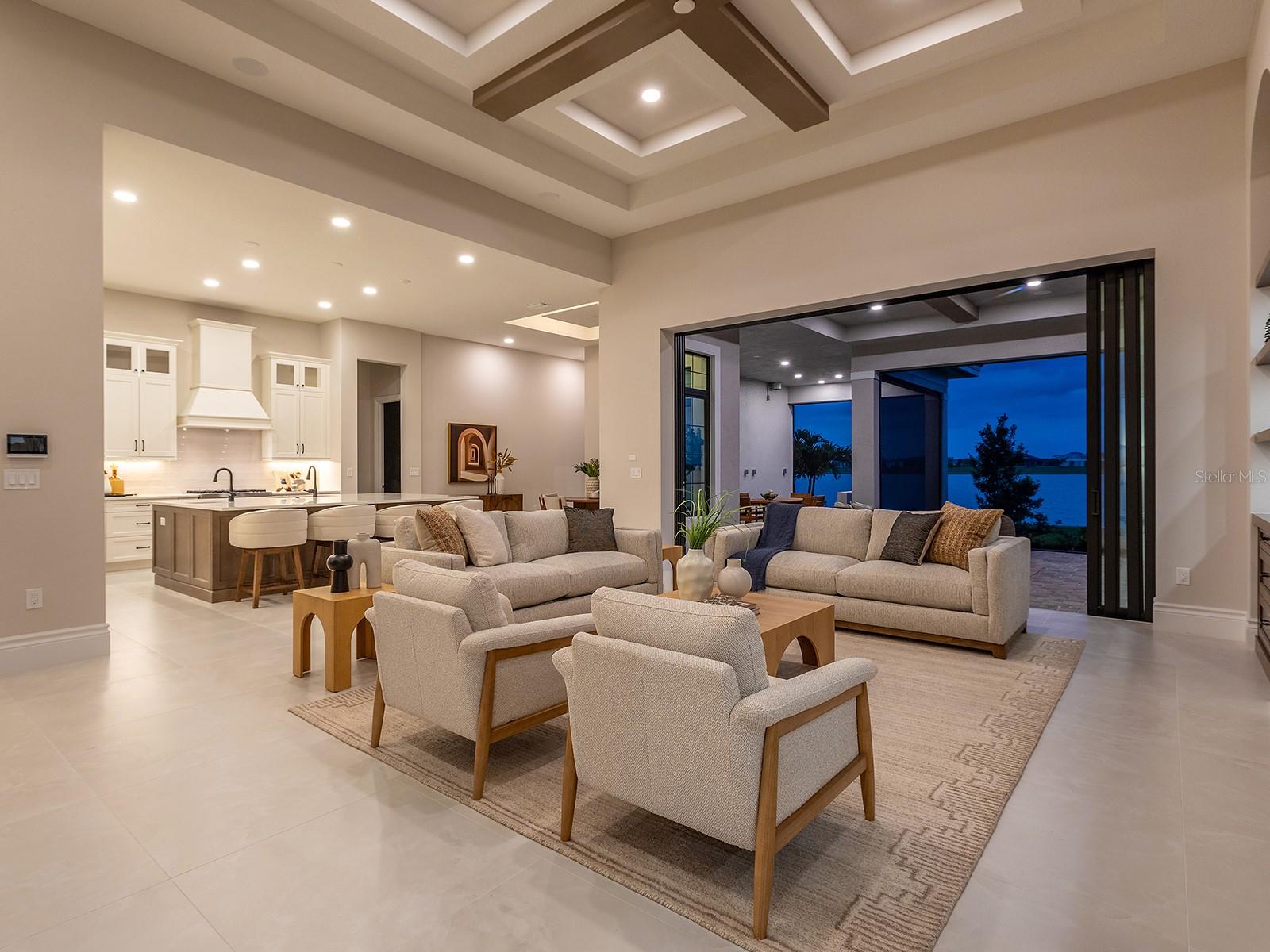 572 BLUE SHELL LOOP, SARASOTA, FL, 34240