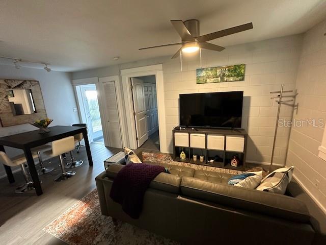 1802 LUCERNE TER, ORLANDO, FL, 32806