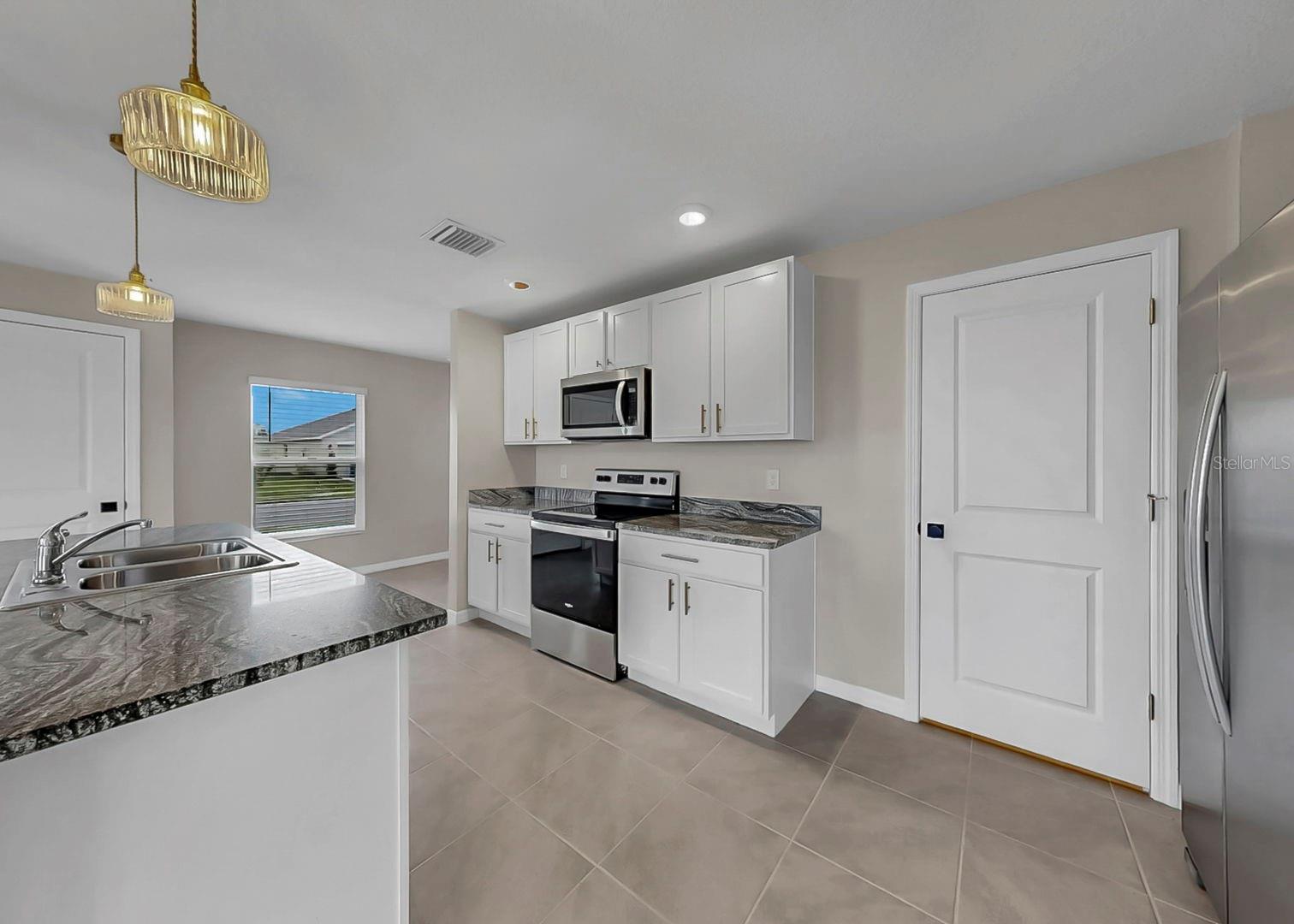 10104 CHARLOTTE DR, PARRISH, FL, 34219