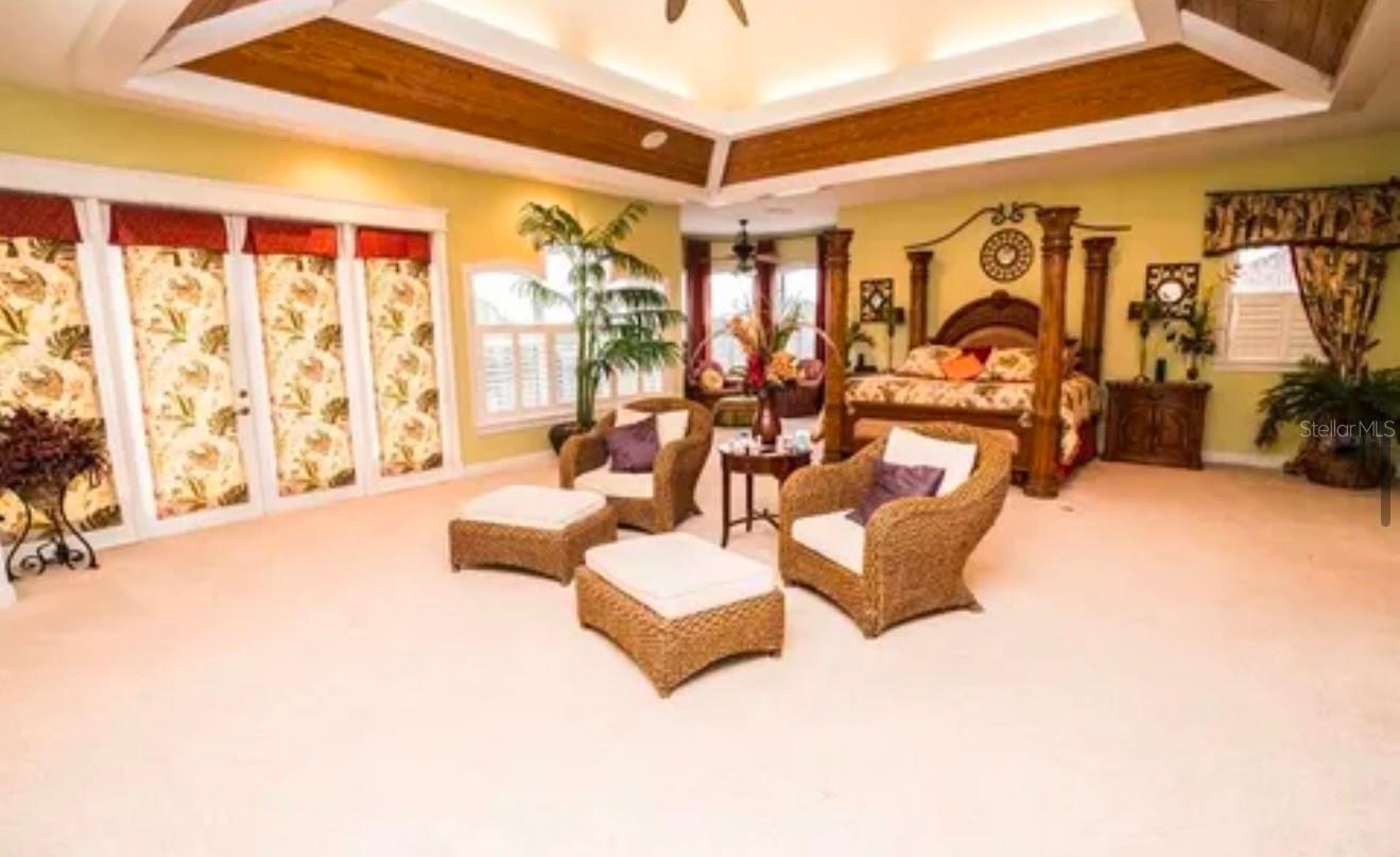 11715 TAYLOR RD, THONOTOSASSA, FL, 33592